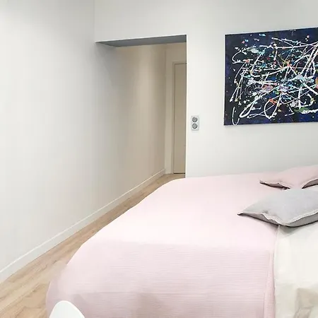 1 Opera - Modern Fully Furnished Paryż